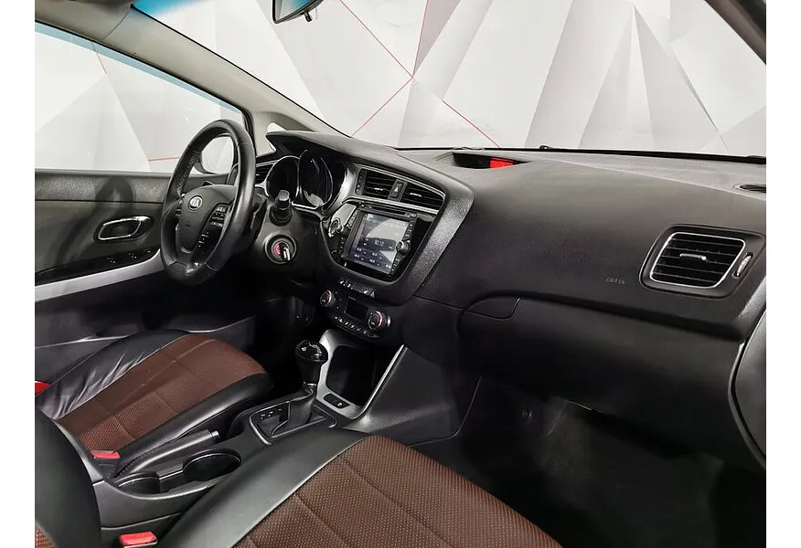 LIVE. Слайд №9