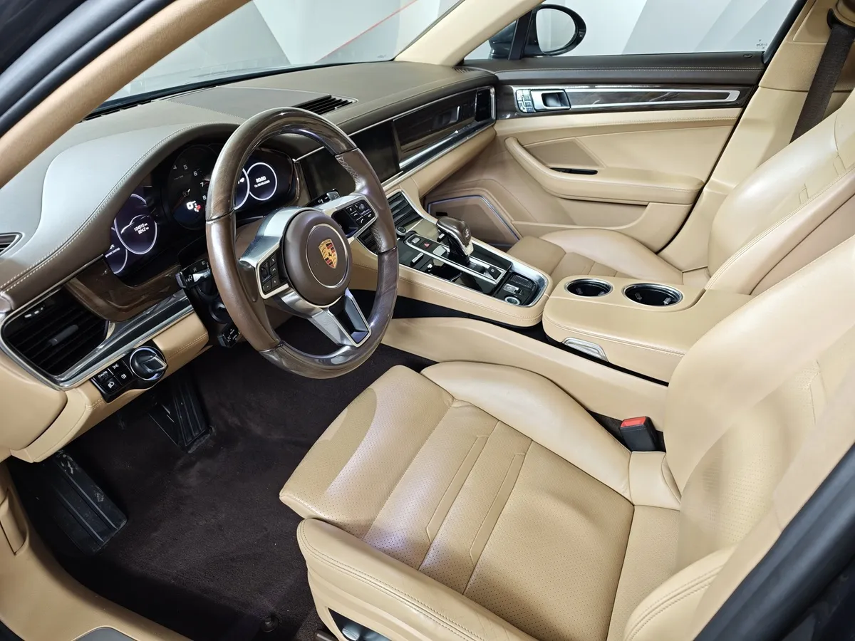 Porsche Panamera 4 3.0 PDK AWD (330 л.с.) Серый в АВИЛОН. Слайд №19