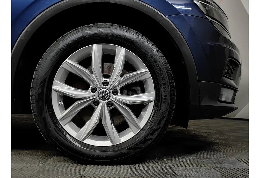 Volkswagen Tiguan 2.0 TSI 4Motion DSG (180 л.с.) Highline Синий в АВИЛОН. Слайд №9