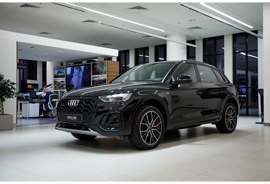 АВИЛОН - Audi Q5 L 2.0 TFSI S tronic quattro (245 л.с.) Luxury Dynamic Черный - slide 9470083