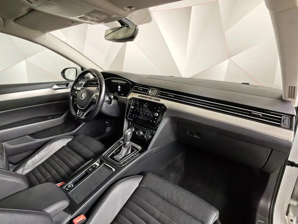 Volkswagen Passat 1.8 TSI BlueMotion DSG (180 л.с.) Highline Белый в АВИЛОН. Слайд №13