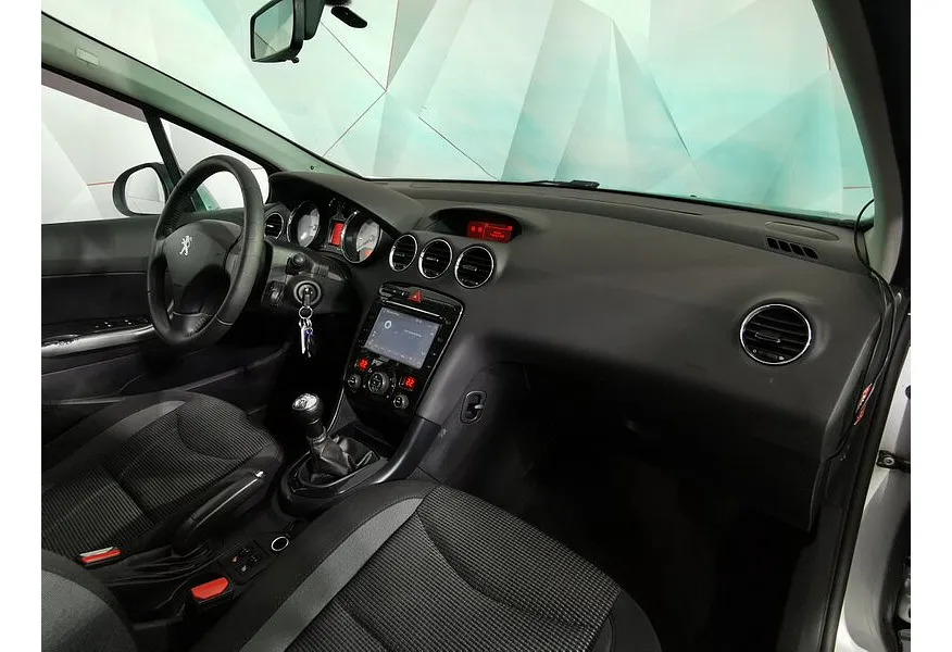 АВИЛОН - Peugeot 408 1.6 HDI MT (112 л.с.) Серебристый - slide 11