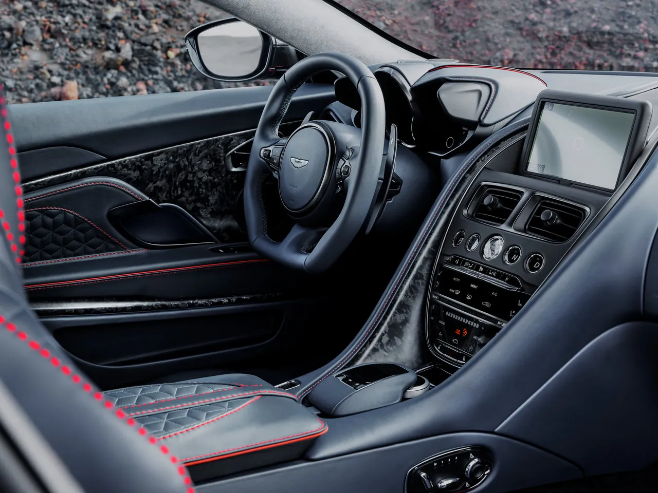 Aston Martin в АВИЛОН