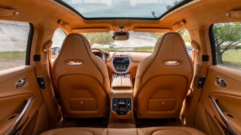 Aston Martin в АВИЛОН