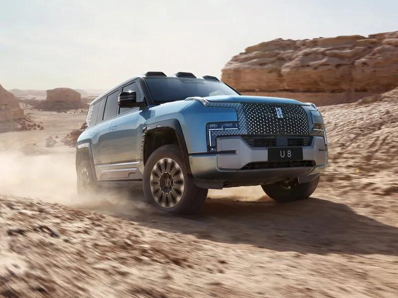 BYD Yangwang U8 в АВИЛОН