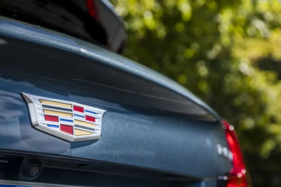 Cadillac XT4 в АВИЛОН