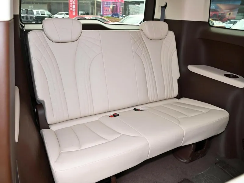 FAW Bestune M9 в АВИЛОН