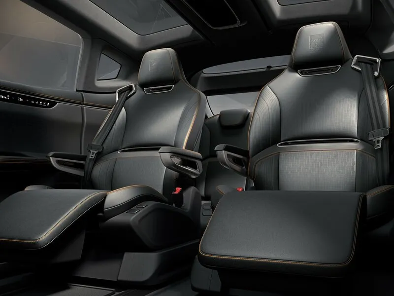 HiPhi в АВИЛОН