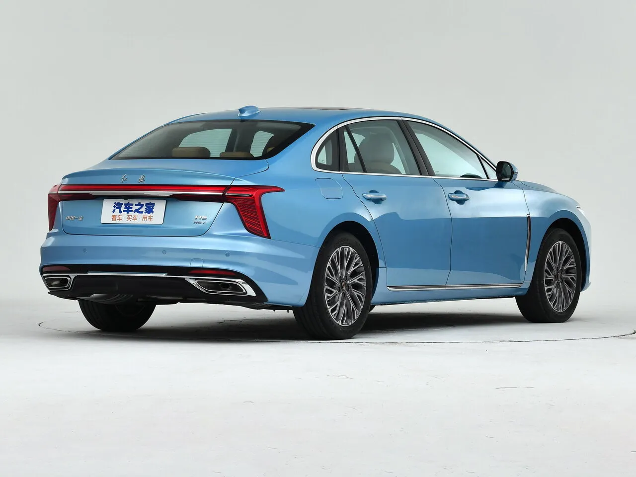 Hongqi в АВИЛОН