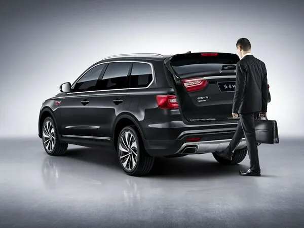 Hongqi в АВИЛОН