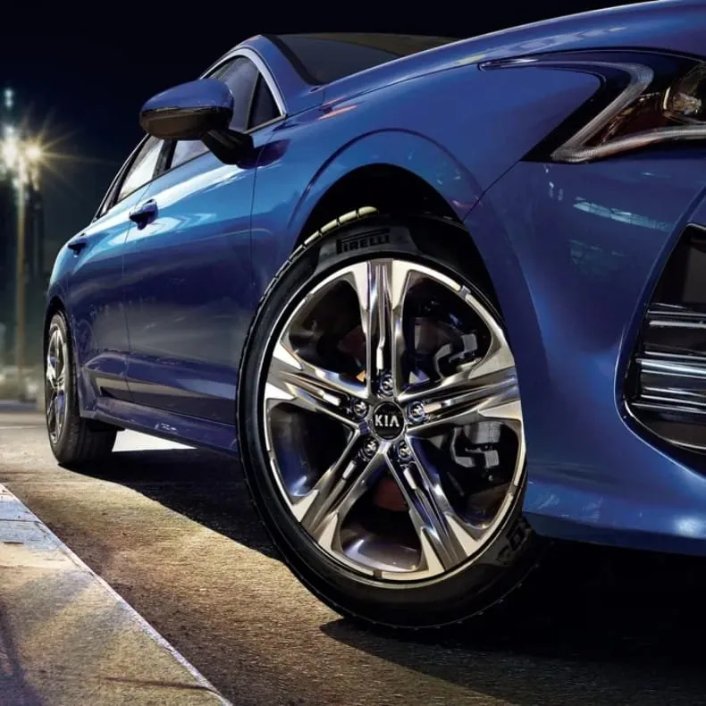 Kia K5 в АВИЛОН