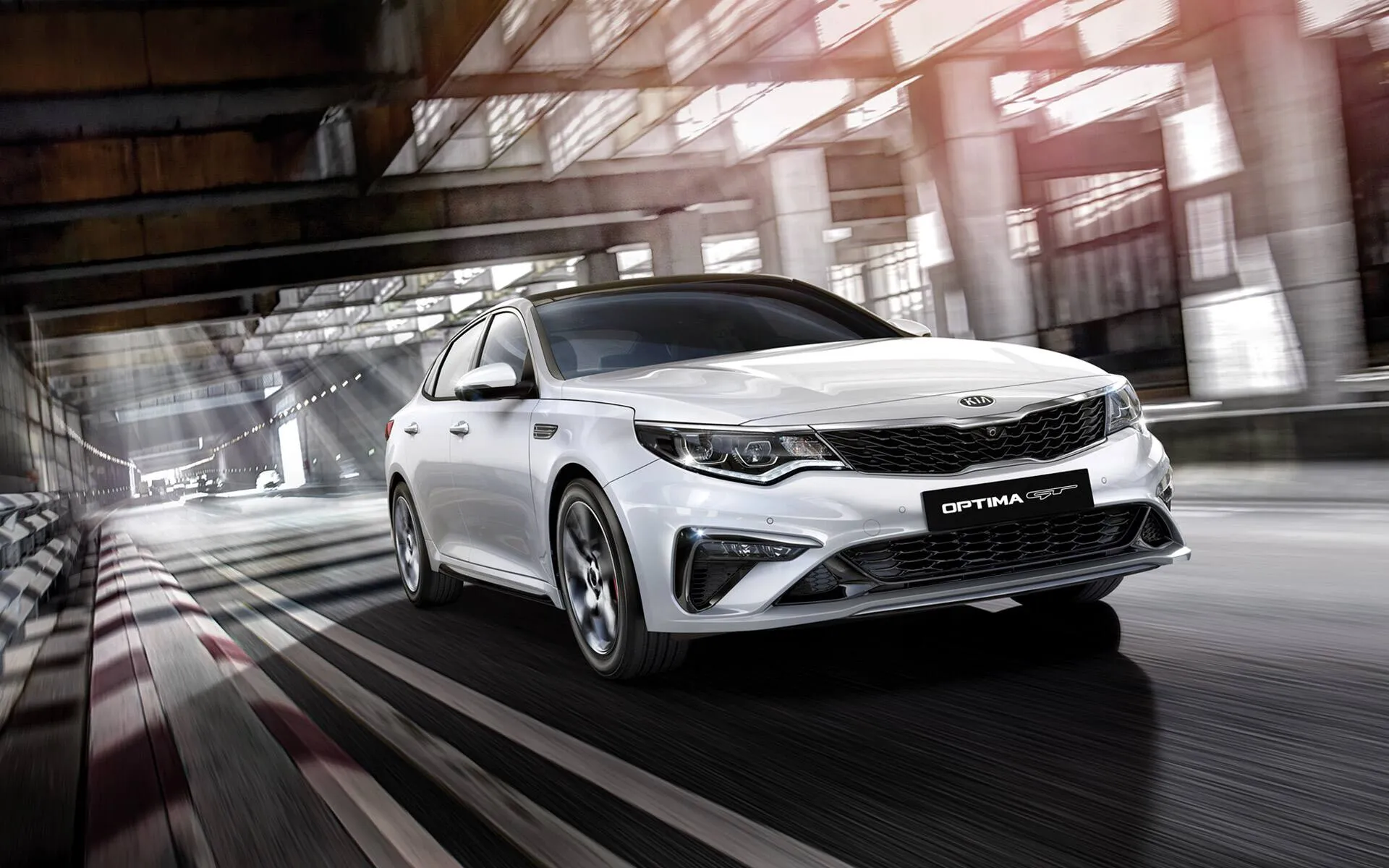 Kia Optima в АВИЛОН