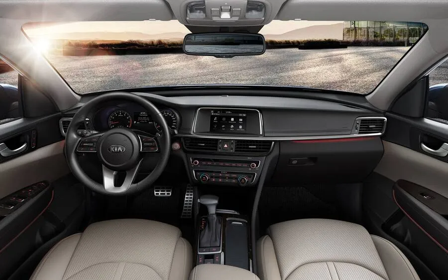 Kia Optima в АВИЛОН
