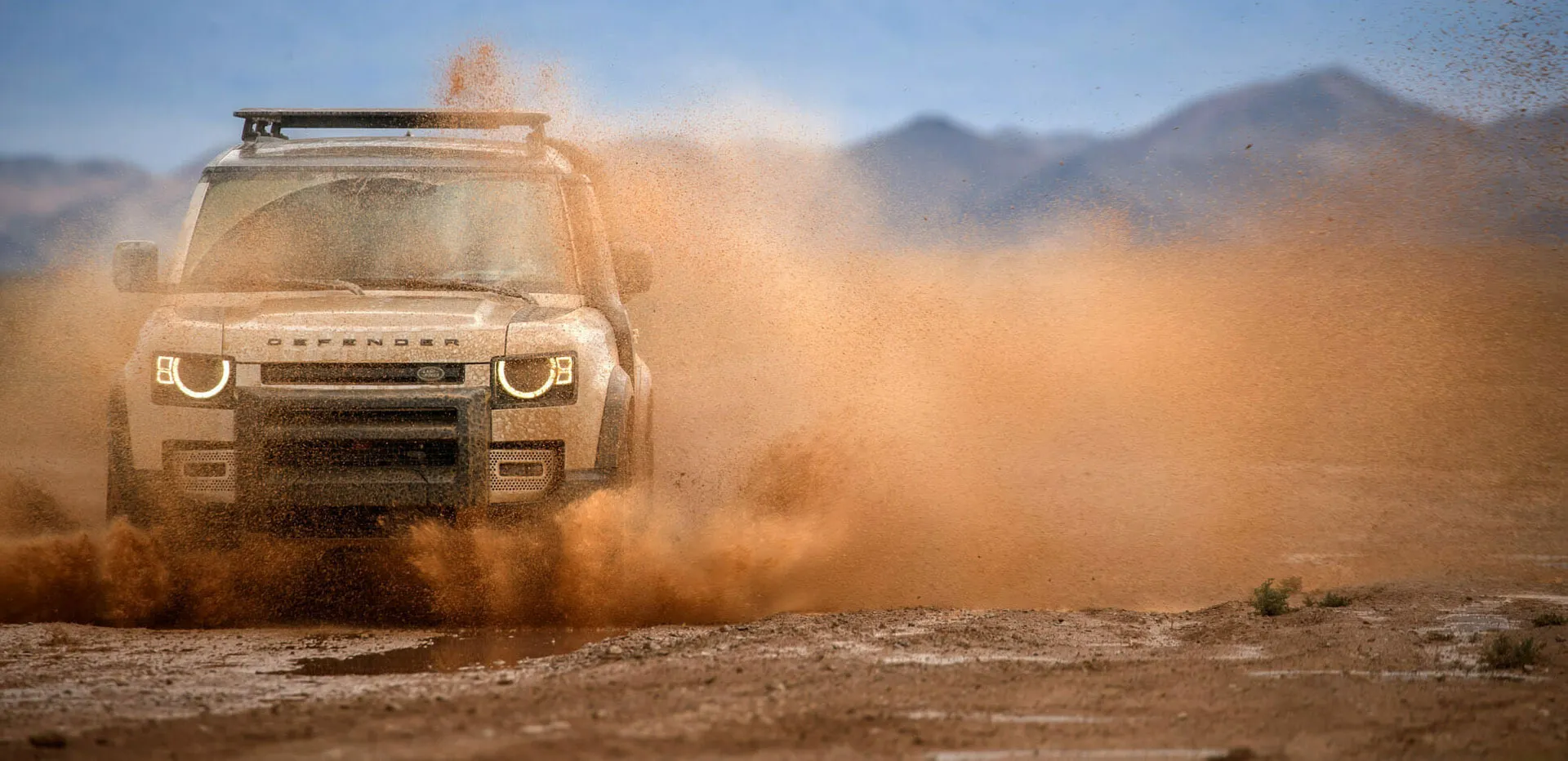 Land Rover Defender в АВИЛОН