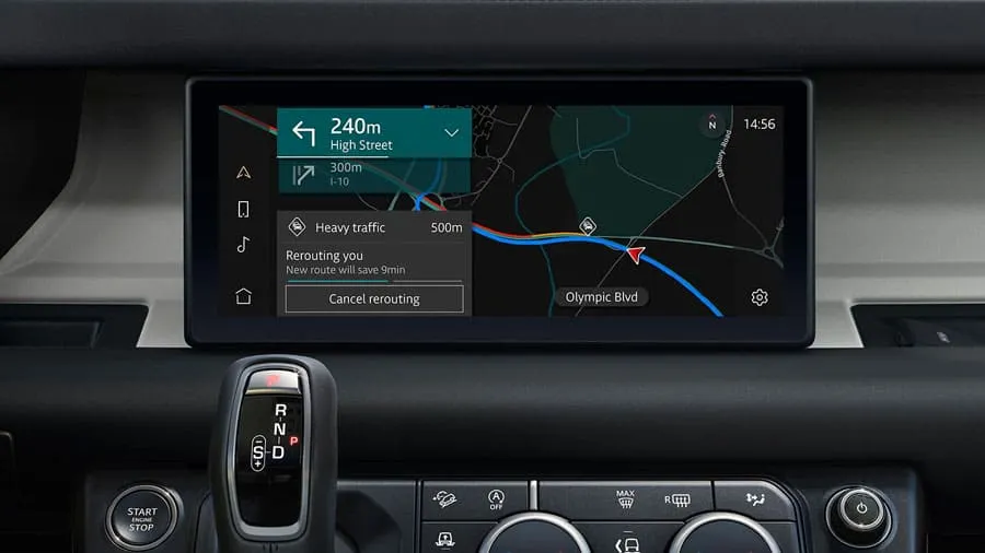 Land Rover Defender в АВИЛОН