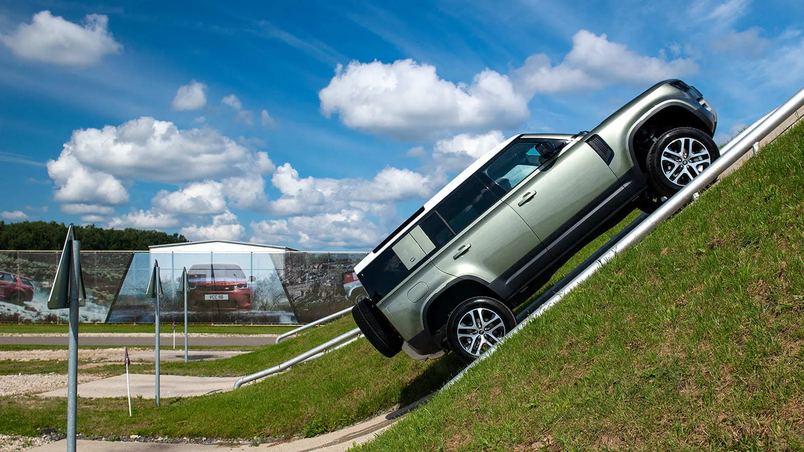 Land Rover в АВИЛОН