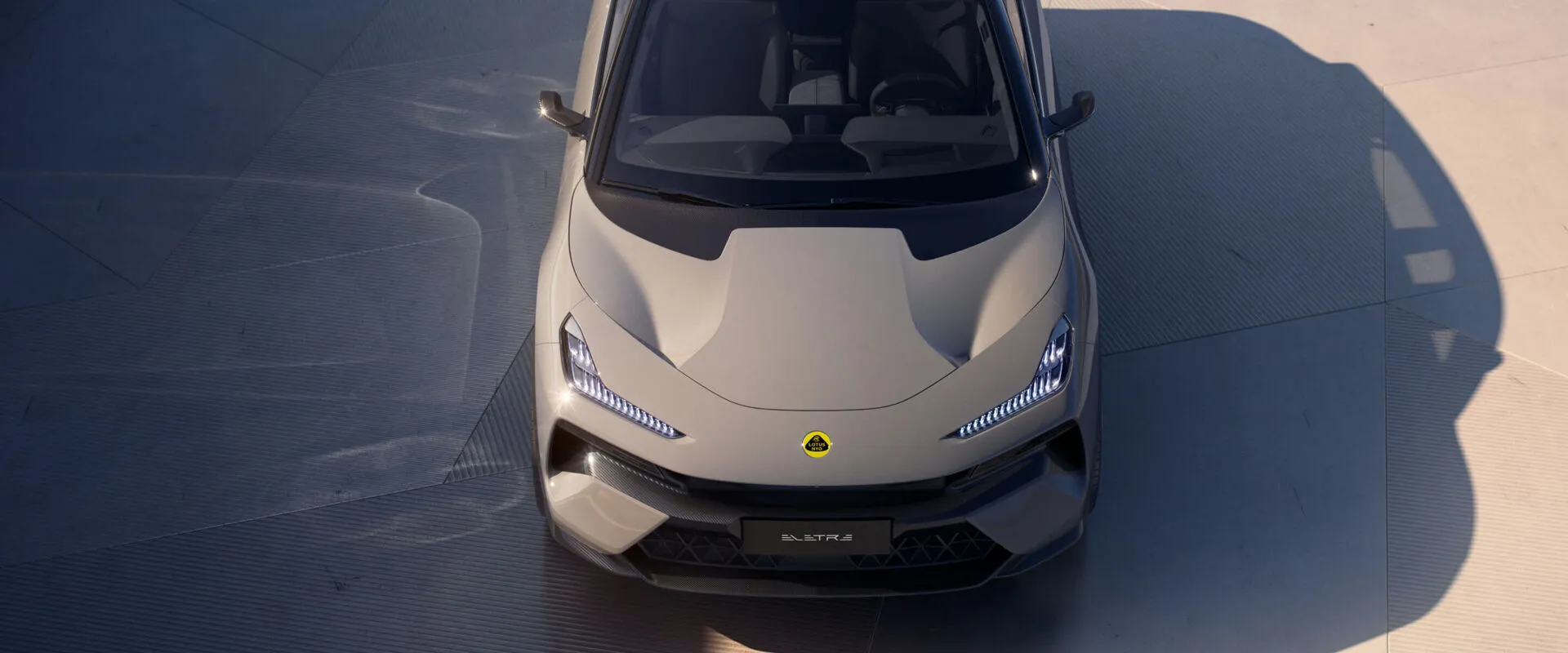 Lotus Eletre в АВИЛОН