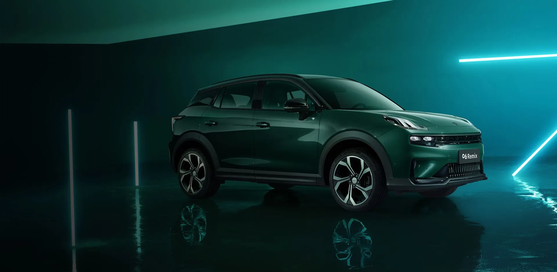 Lynk & Co 06 в АВИЛОН