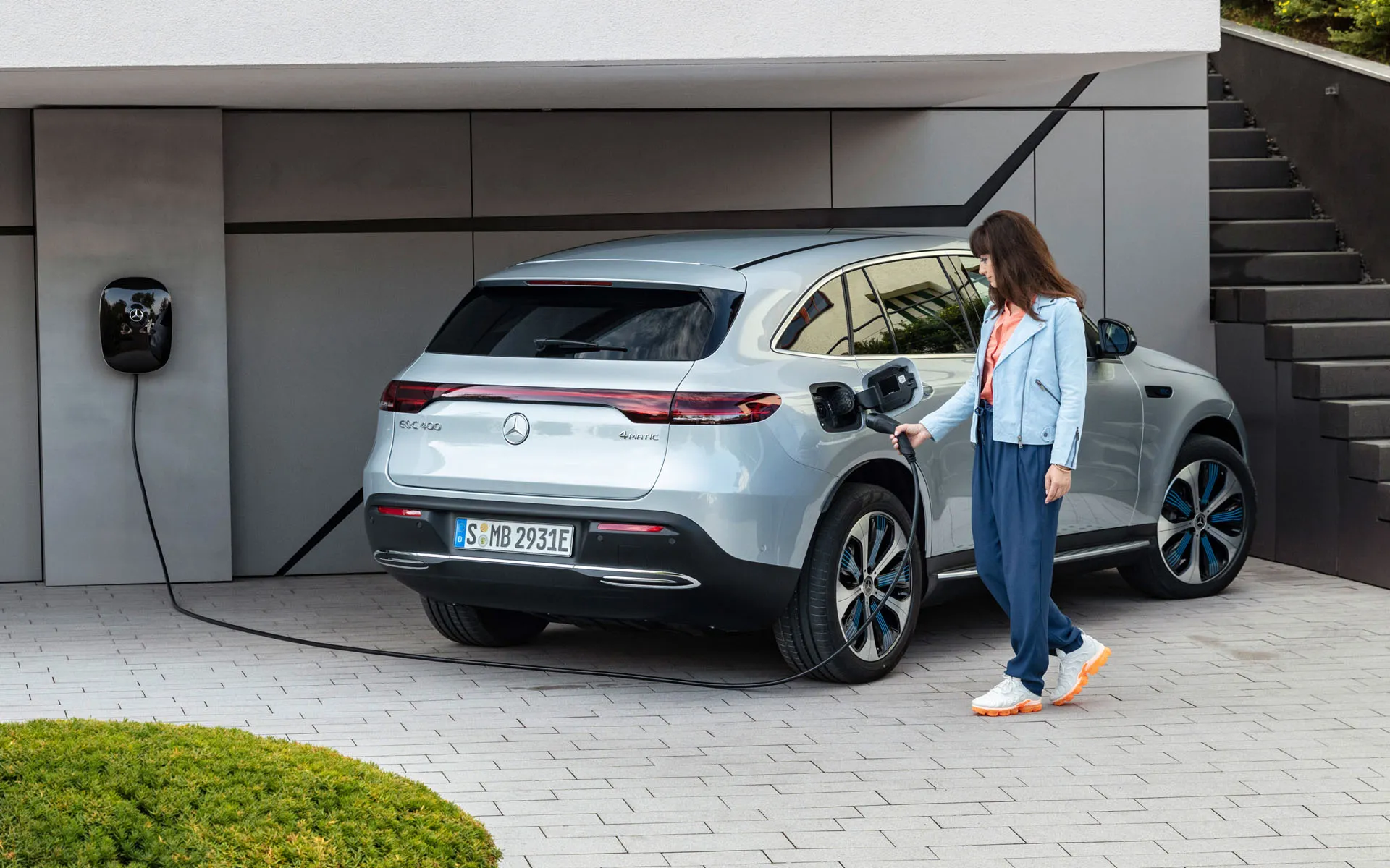 Mercedes-Benz EQC в АВИЛОН