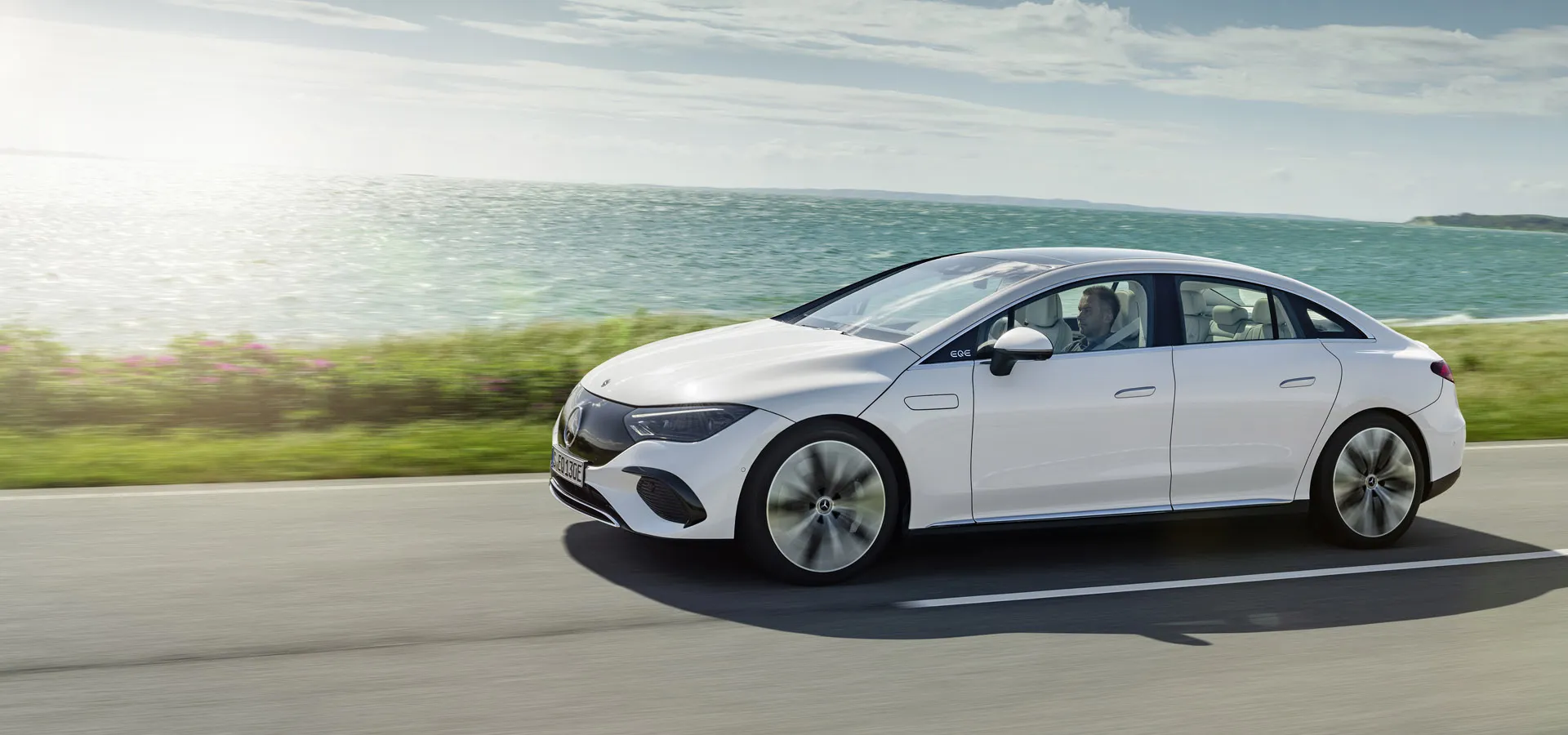 Mercedes-Benz EQE в АВИЛОН