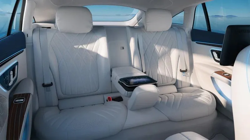 Mercedes-Benz EQS в АВИЛОН