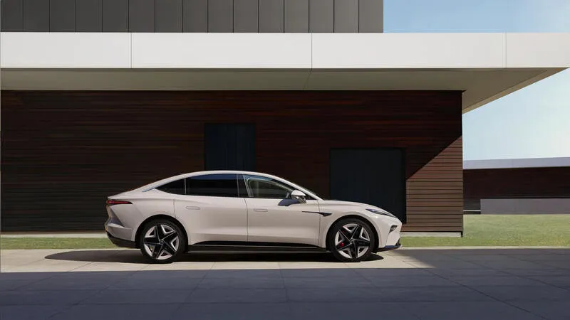 Rising Auto F7 в АВИЛОН