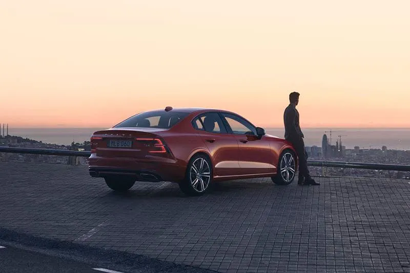 Volvo S60 в АВИЛОН
