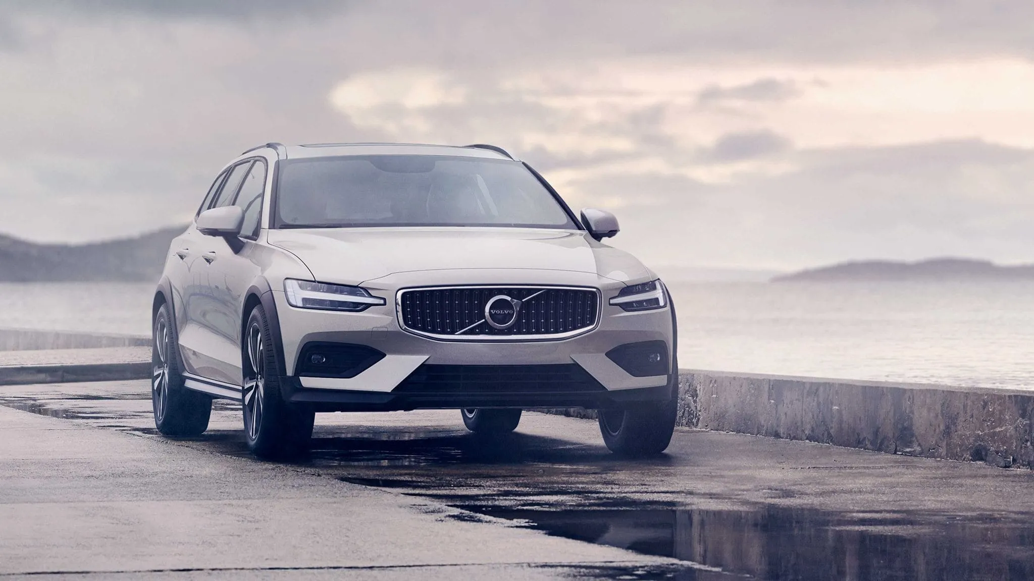 Volvo V60 Cross Country в АВИЛОН