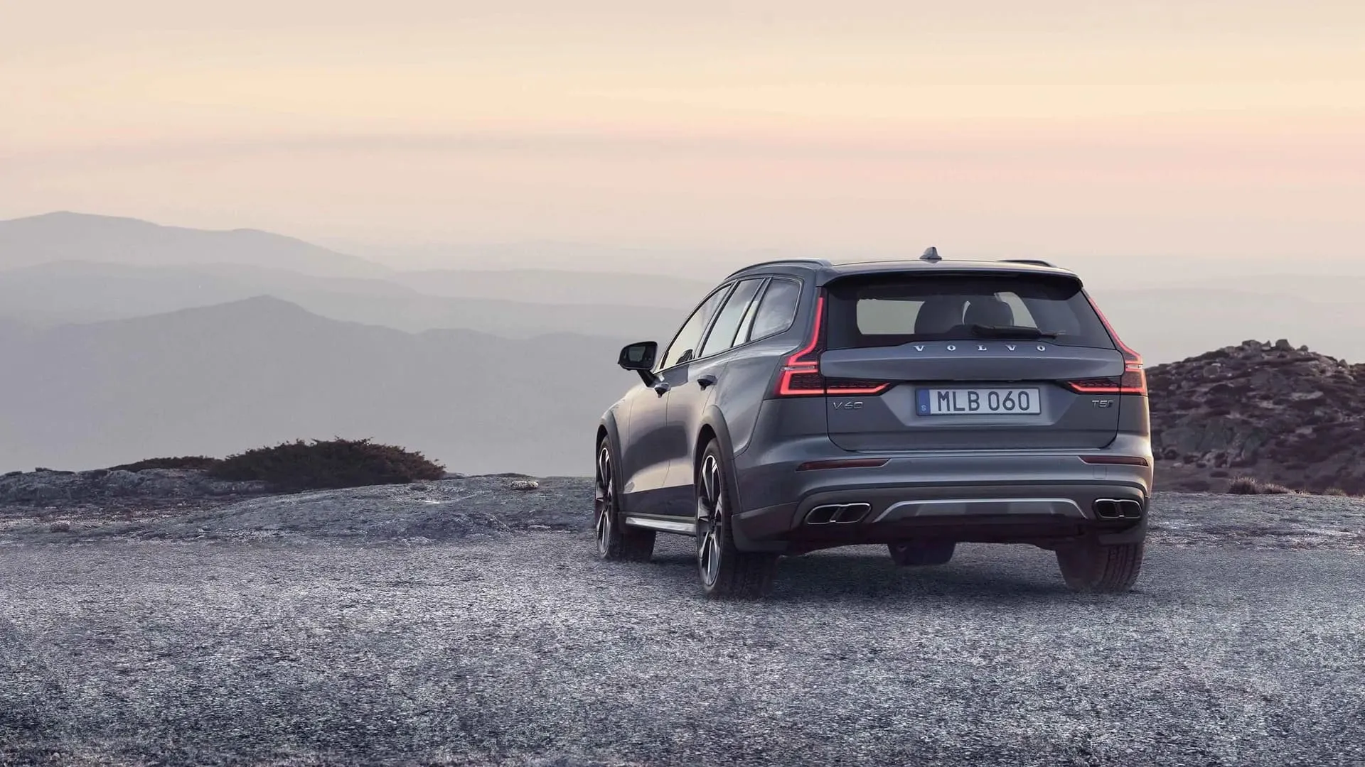 Volvo V60 Cross Country в АВИЛОН