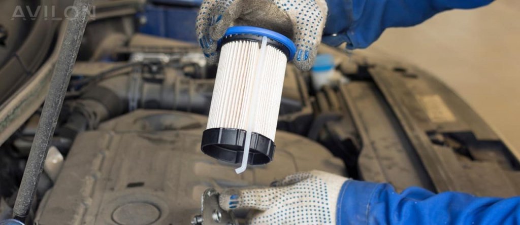 Как поменять топливный фильтр в машине?