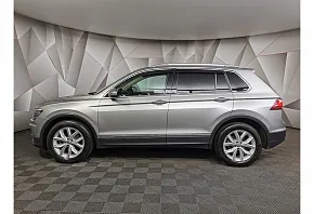 Volkswagen Tiguan Кроссовер Бензиновый, 1.4 TSI BlueMotion DSG (125 л.с.), Передний привод, Робот, 2018 2018 года выпуска: фото, цены, автомобили в наличии